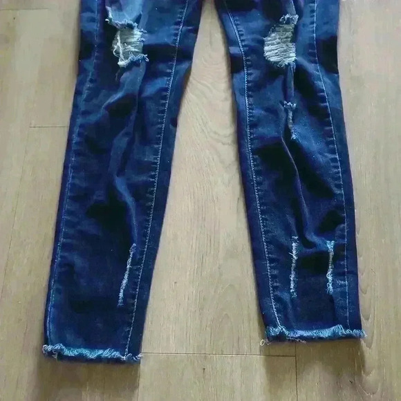 SHEIN Ripped Jeans Stretchy  Size: L 8/10 #0049 - Picture 3 of 6